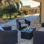 Stunning In Koróni