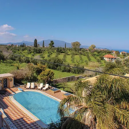 Dom wakacyjny Stunning In *