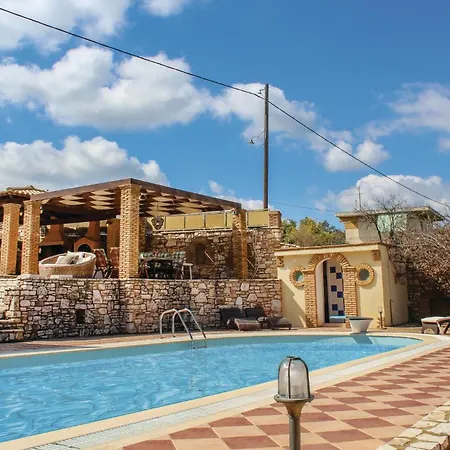 Holiday home Amazing In With Wifi Koroni (Messinia)