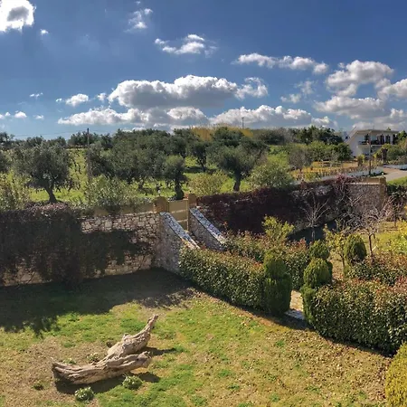 Awesome In With 5 Bedrooms, Jacuzzi&outdoor Swimming Pool *