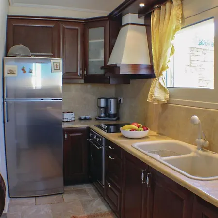 Dom wakacyjny Stunning In Koróni