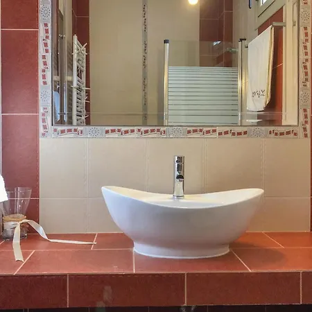 Stunning In Feriehus Koróni