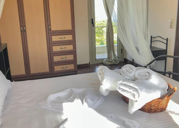 Vakantiehuis Stunning In Koróni