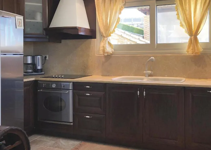 Stunning In Vakantiehuis Koróni