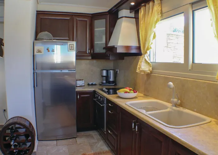 Vakantiehuis Stunning In Koróni