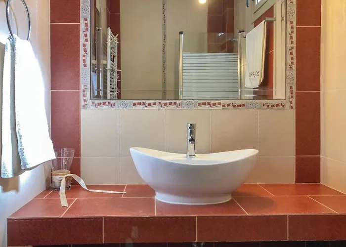 Stunning In Vakantiehuis Koróni